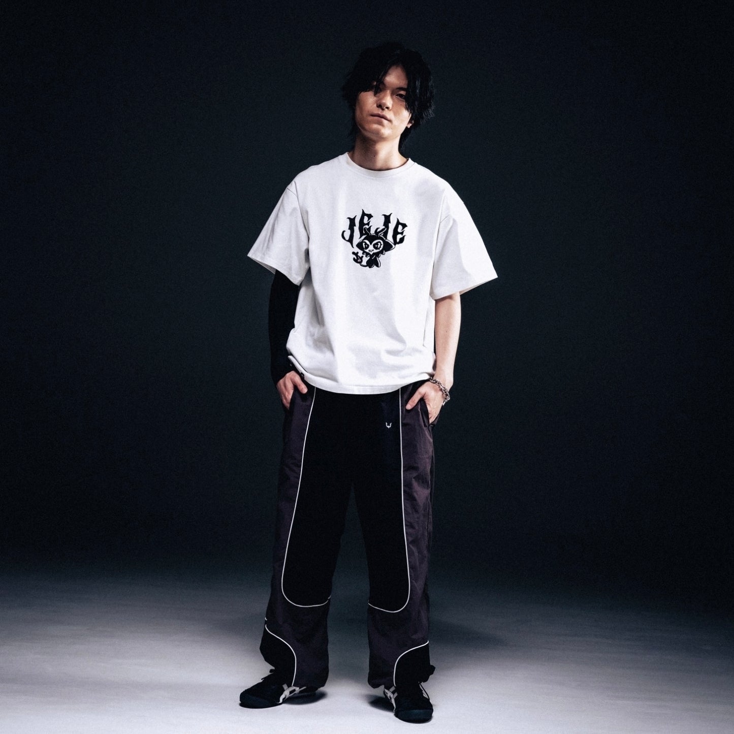 REJECT JEJE GRAPHIC TEE WHT