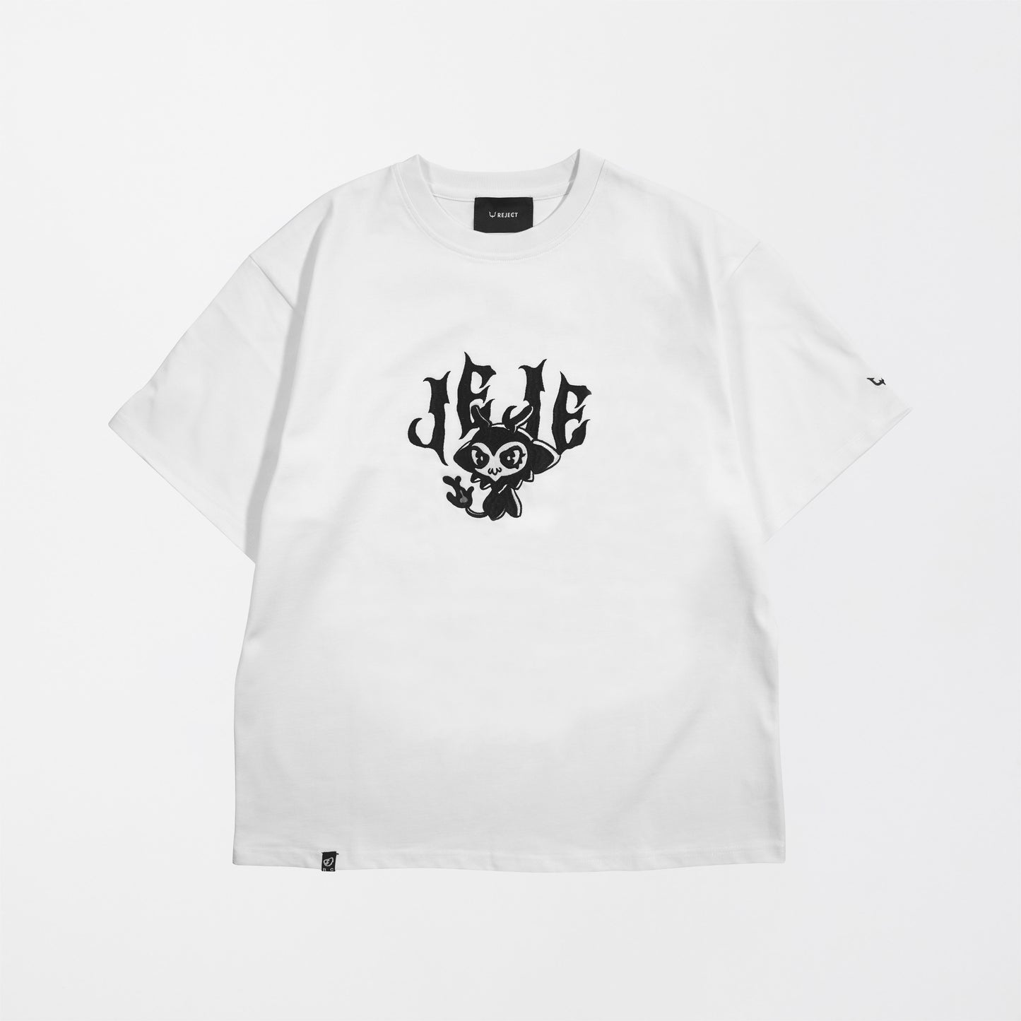 REJECT JEJE GRAPHIC TEE WHT