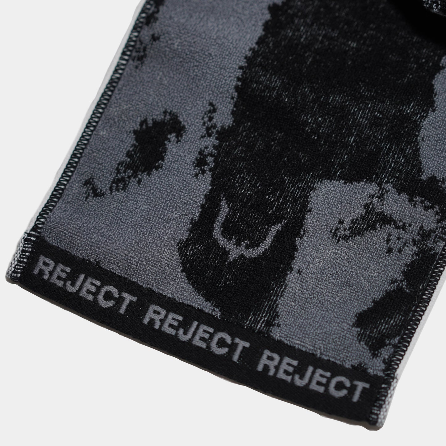 REJECT STANDARD TOWEL